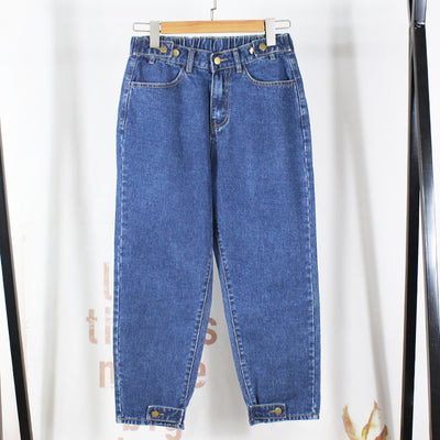 Loose large size jeans